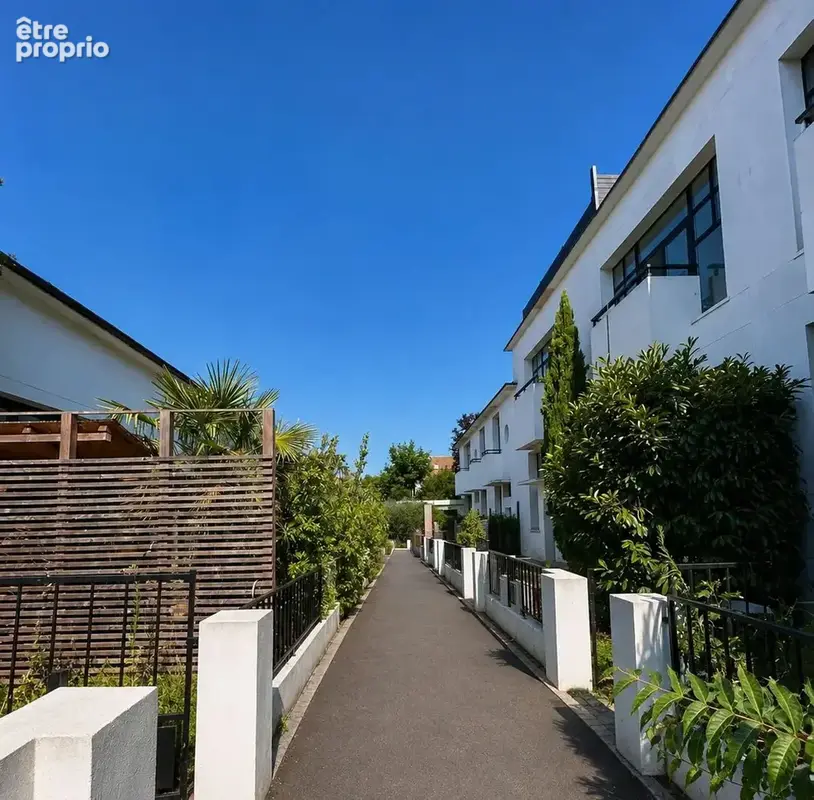 Maison à NANTERRE