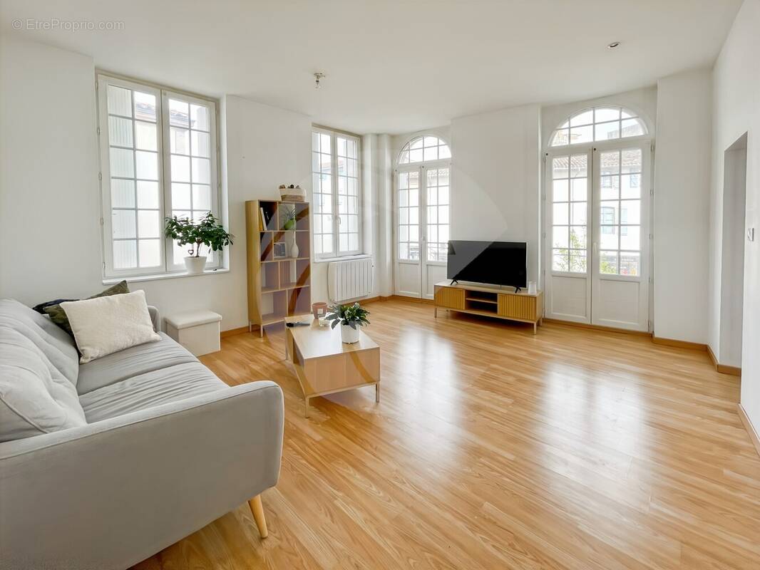 Appartement à CAUSSADE