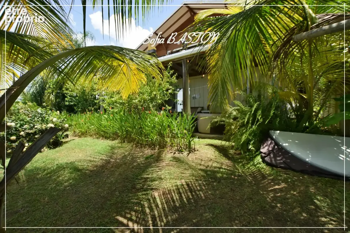 À vendre - Sainte-Luce Martinique - Propriété 5 logements indépendants - 241 m² habitables - Vue mer - P10 - photo 8