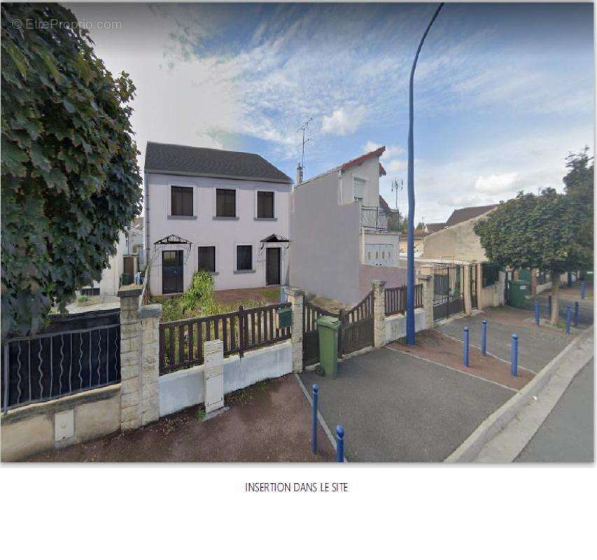 Terrain à DRANCY