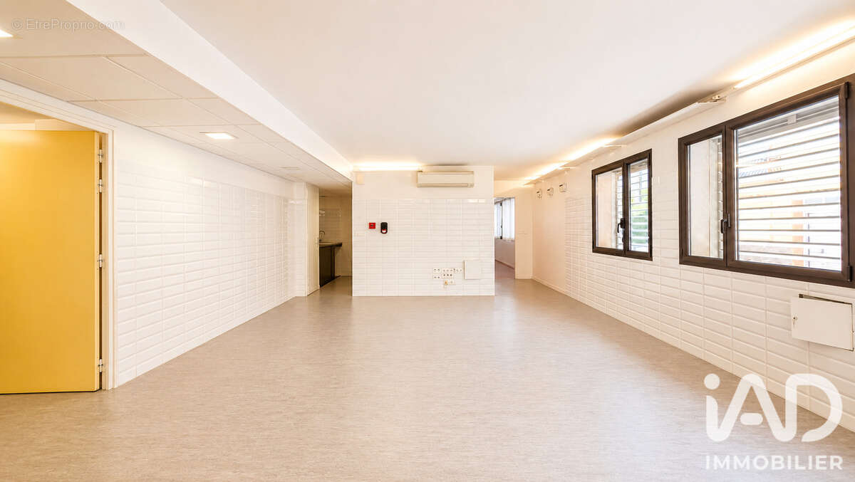 Commerce 171 m² à Perpignan  - photo 2