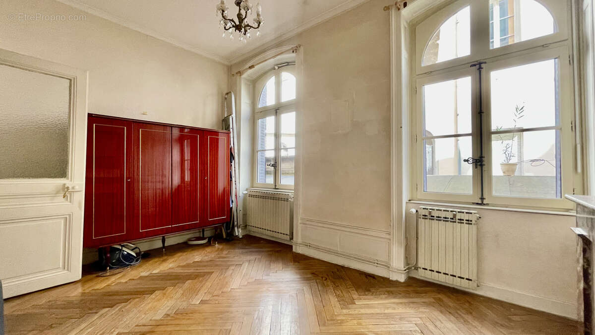 Appartement à LYON-1E