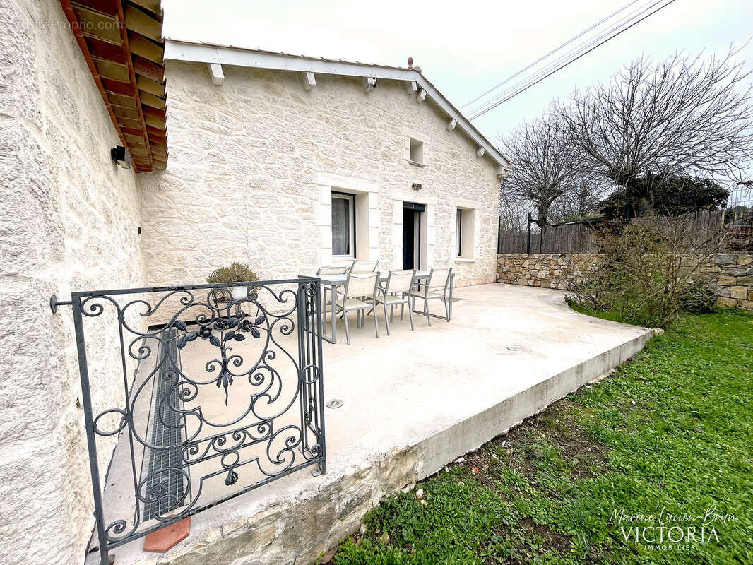 Maison à FIGANIERES