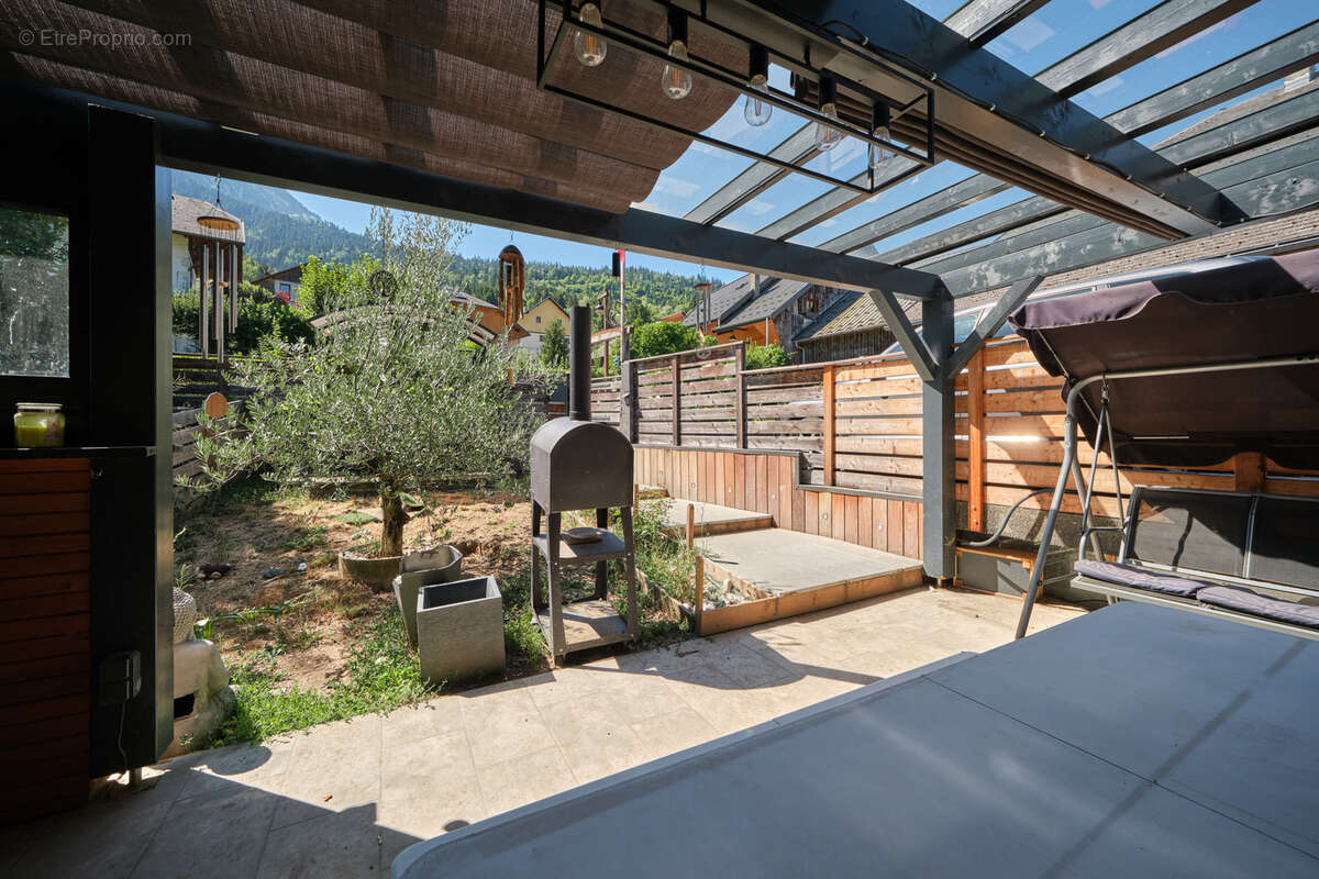 Maison sur les hauteurs de faverges - photo 4