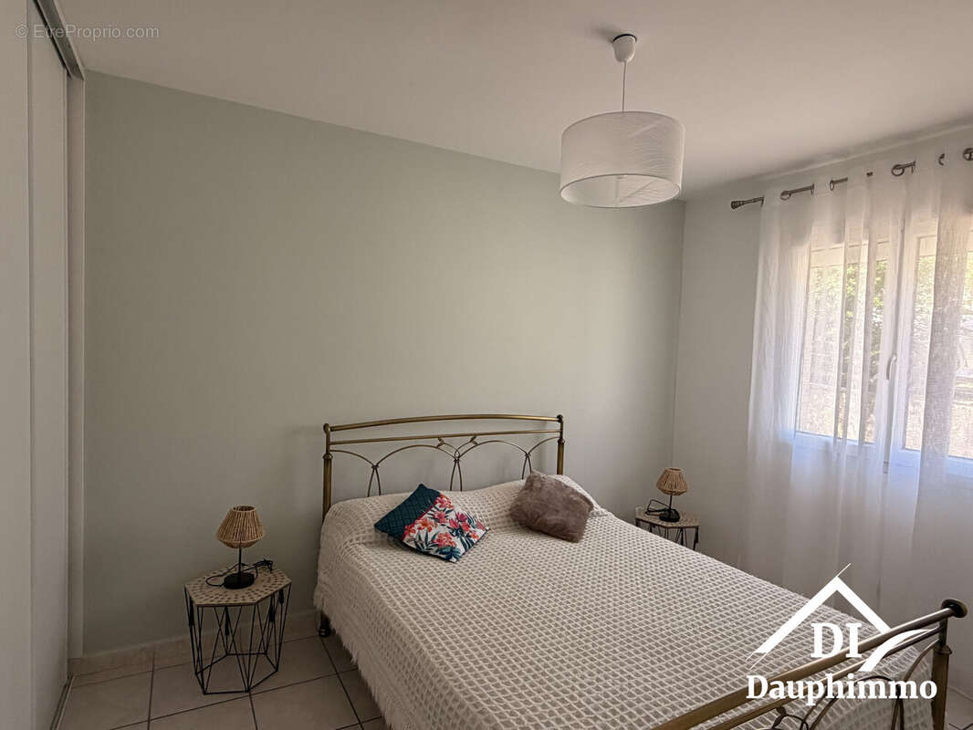 Maison 148 m² à Gervans  - photo 7