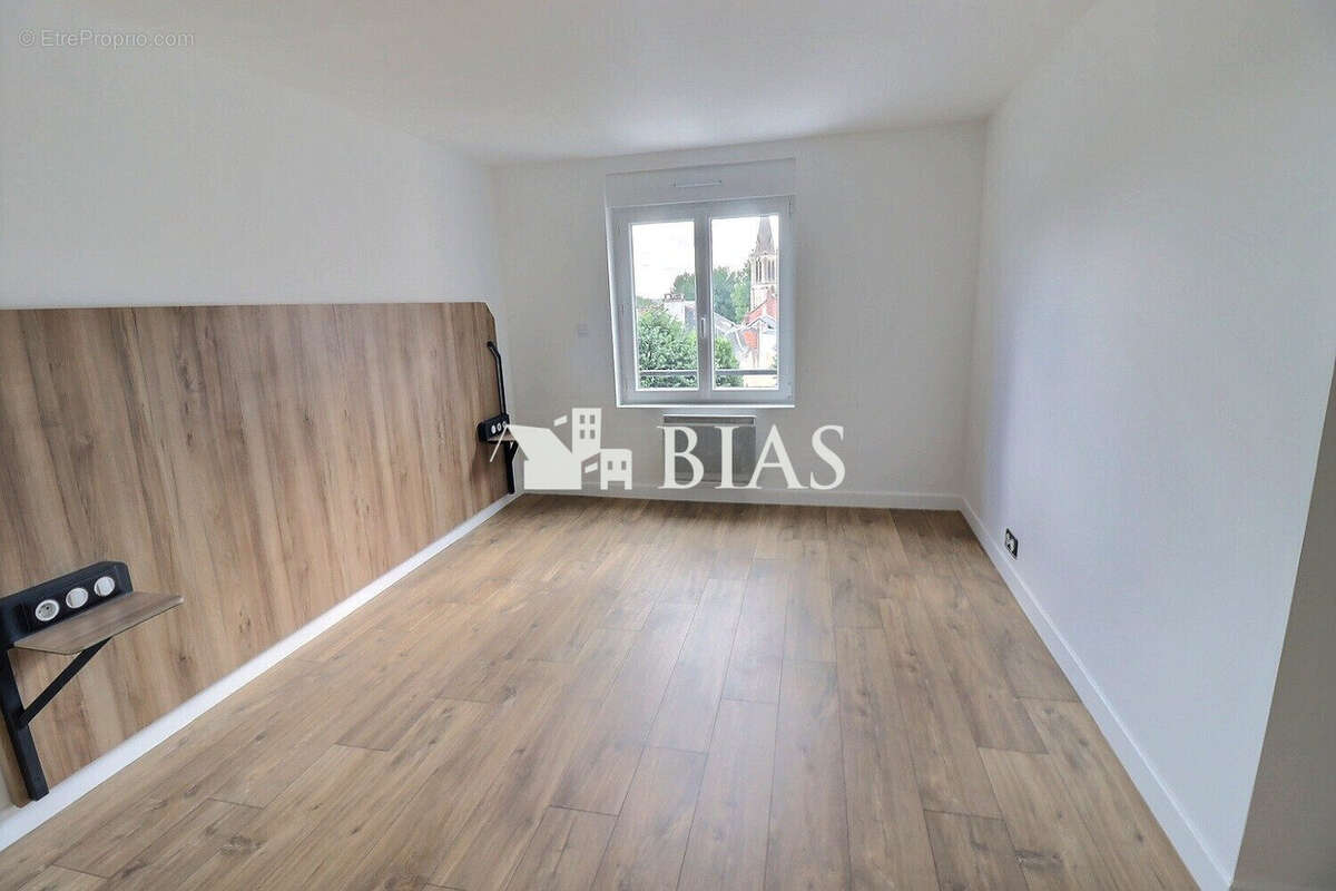 Maison 110 m² à Pont-L'eveque  - photo 5