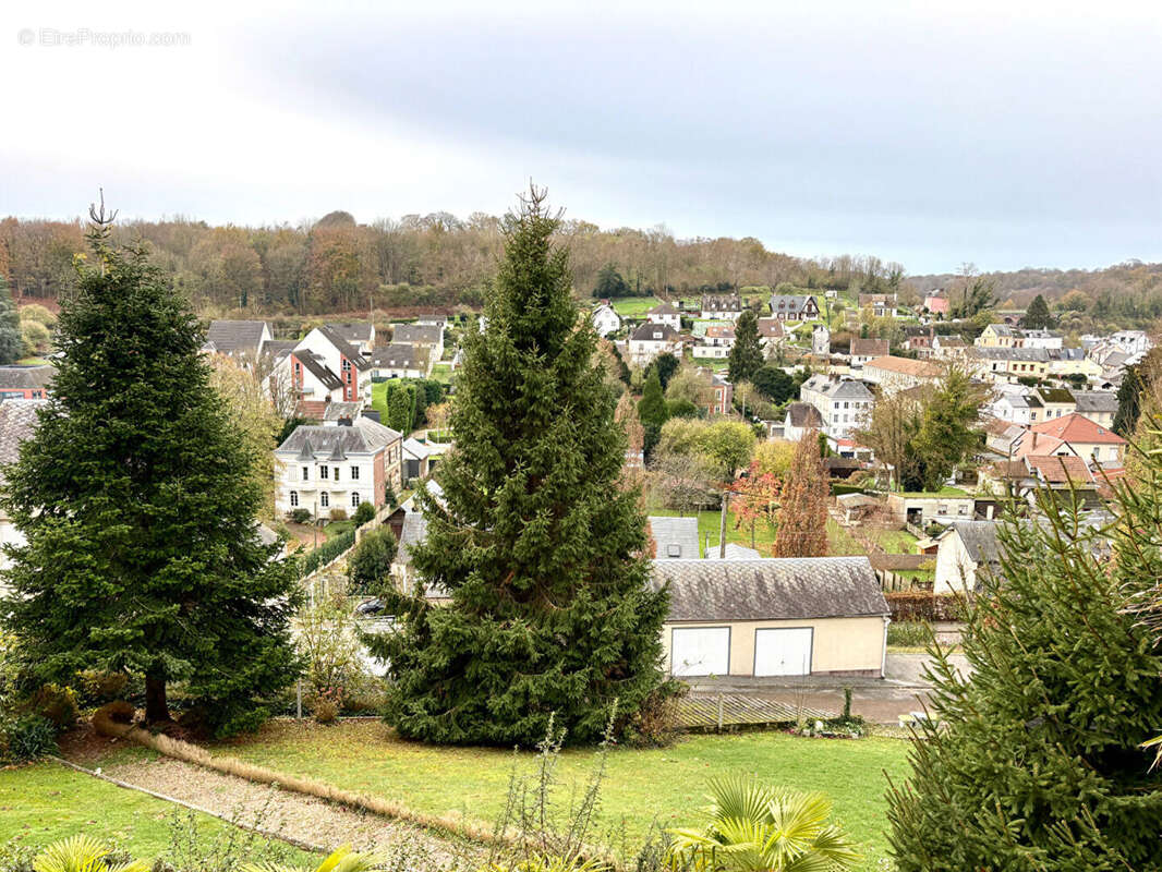 Maison à GRUCHET-LE-VALASSE