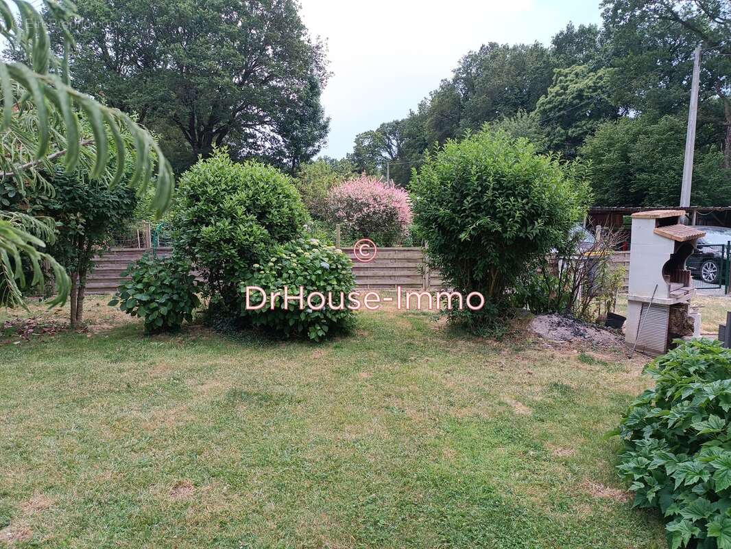 Maison à SAINT-MALO-DES-TROIS-FONTAINES