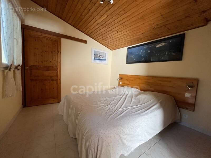 Propriété avec dépendances au coeur d’un jardin paysager– 230 m² habitables – À 10 min des plages des Sables-d'Olonne - photo 30