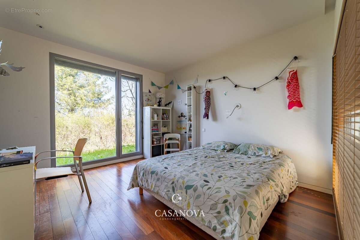 Villa contemporaine de plain-pied avec piscine et grand terrain à Castelnau-le-Lez - photo 20
