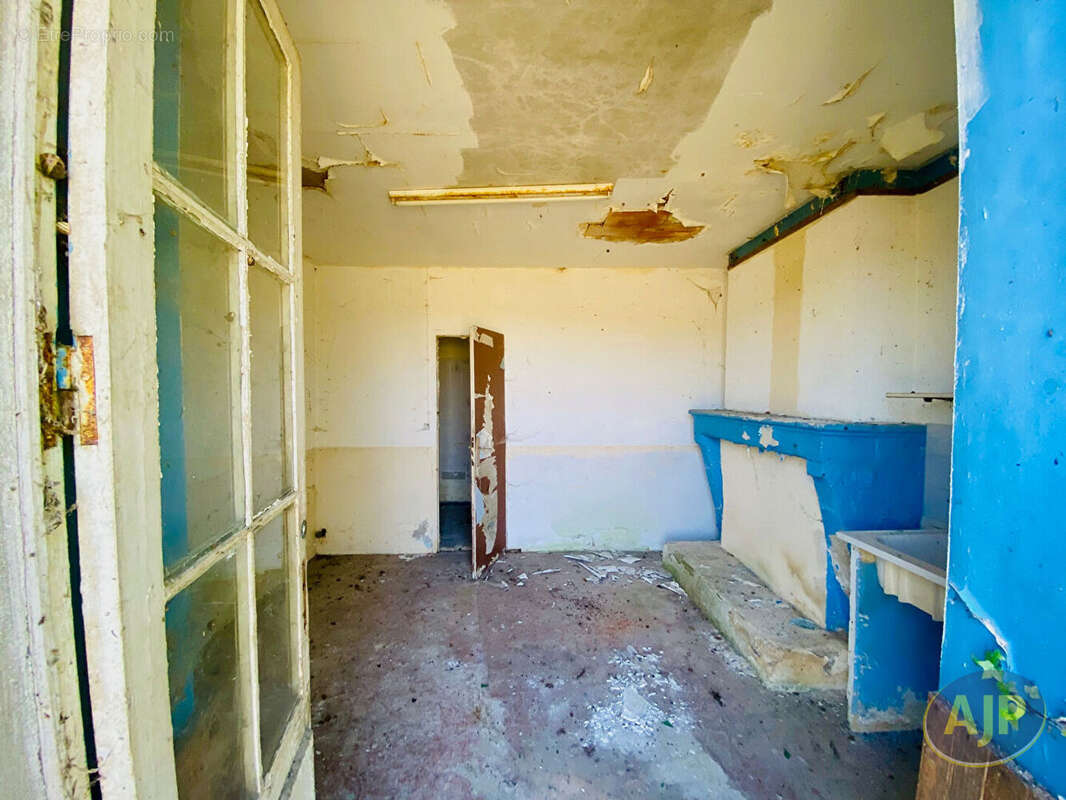 Maison à COUQUEQUES