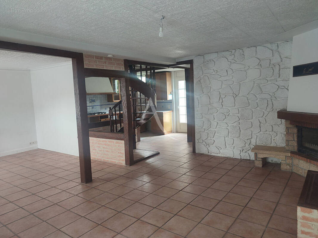 Maison à LAMOTTE-BEUVRON