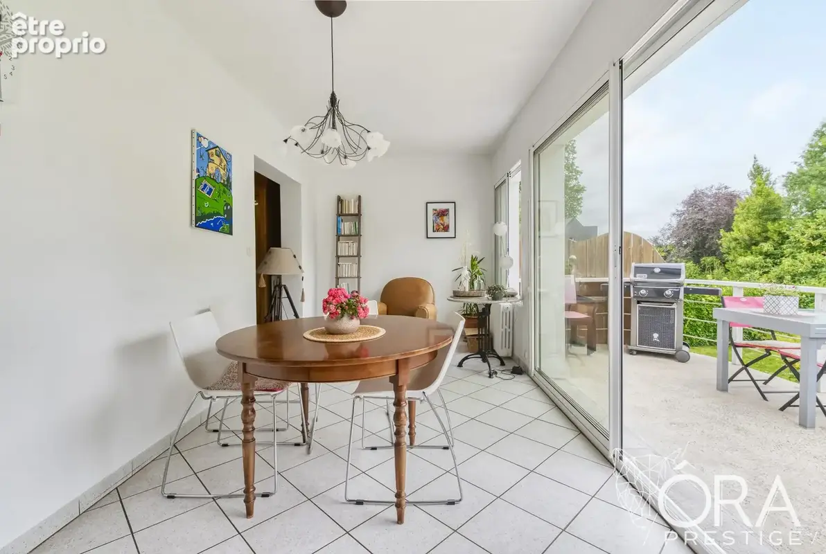 Maison 5 pièces 111 m² à vendre à Les Ponts-De-Ce (49130) - photo 3
