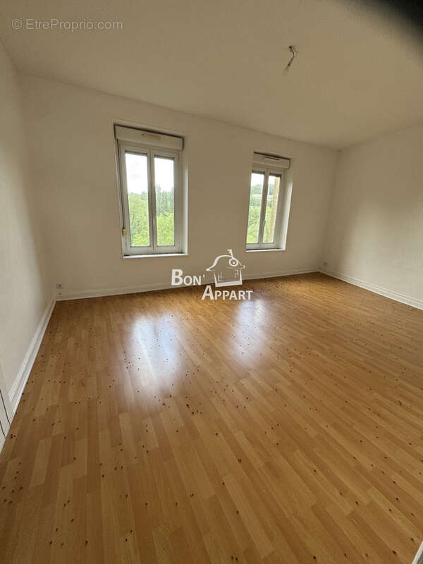 Bel immeuble sur Homécourt - photo 13