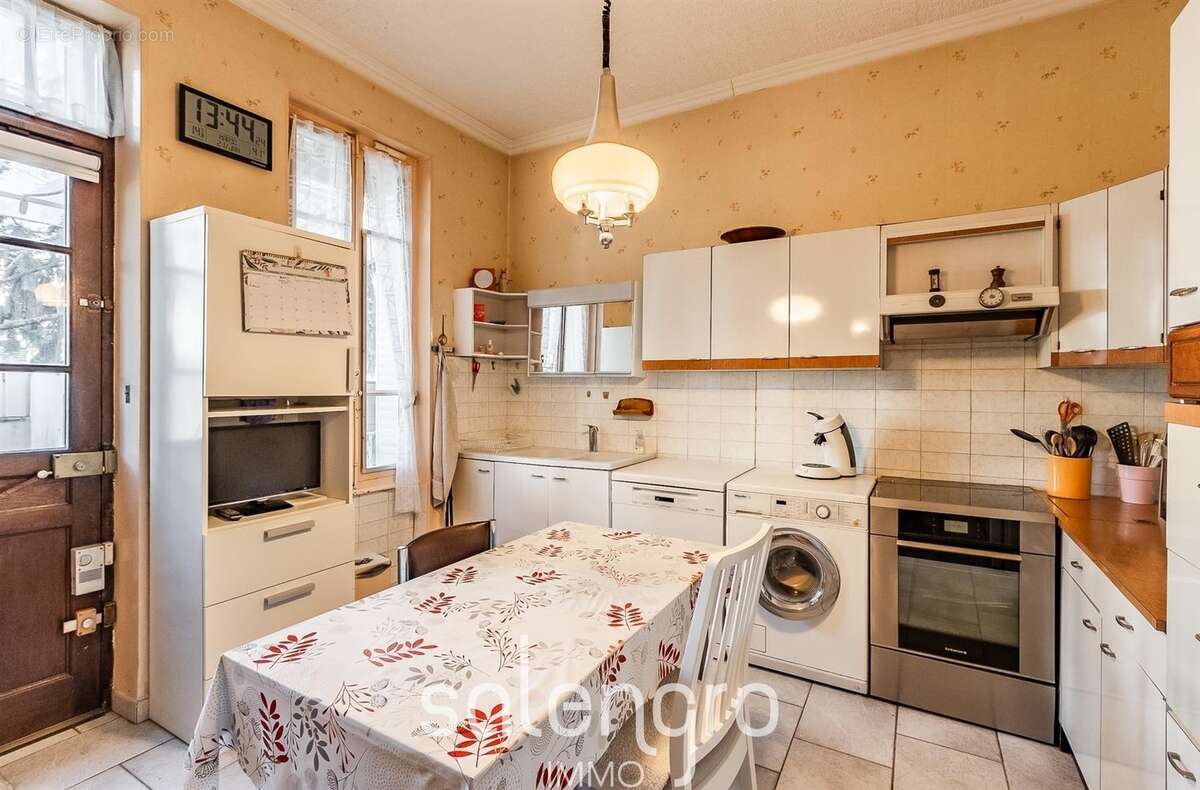 Maison à VILLEURBANNE