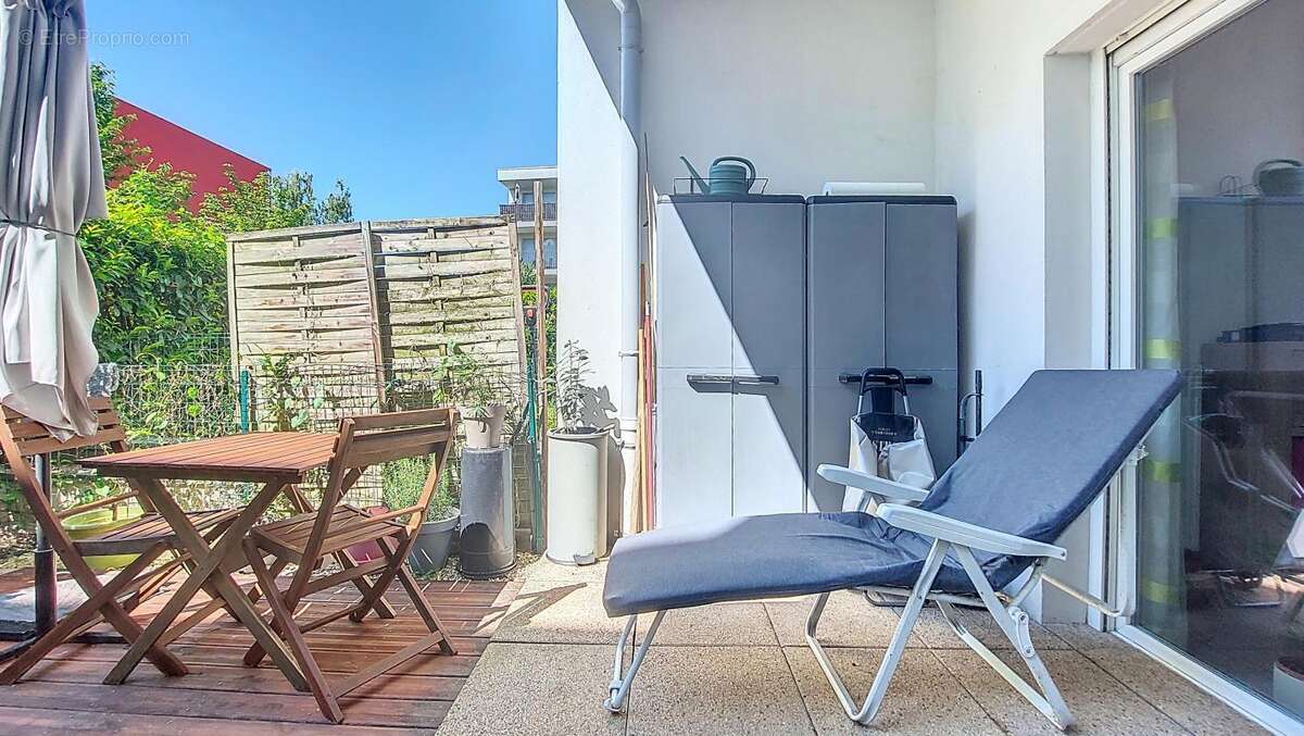 Appartement à MEYZIEU