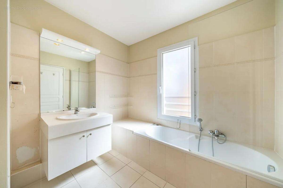 Appartement T4 de 90m² avec Garage à Fréjus - photo 9