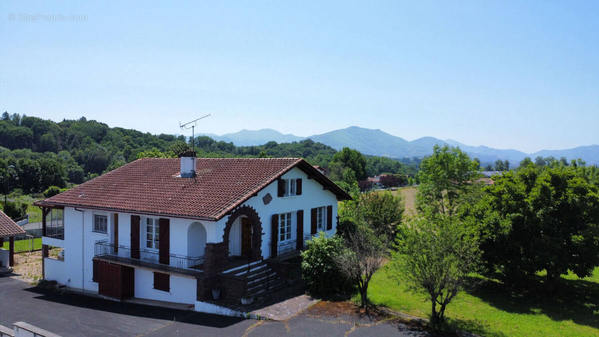 Photo 1 - Maison à SAINT-JEAN-LE-VIEUX