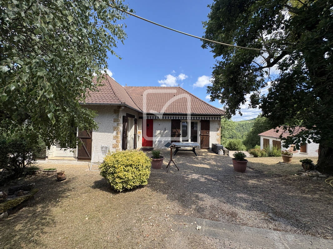 Maison à CORNAC