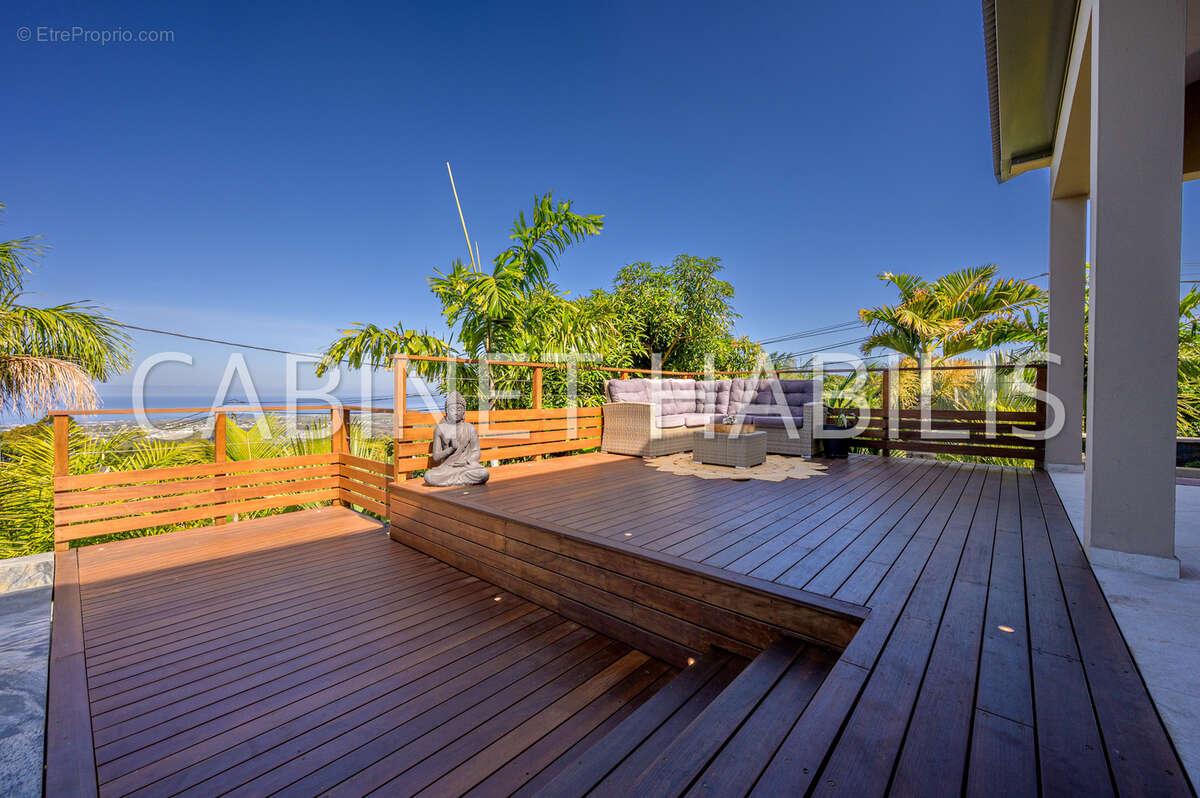 A VENDRE -VILLA T6  224.40 m2 environ - ENTRE-DEUX - 690 000 € - photo 17