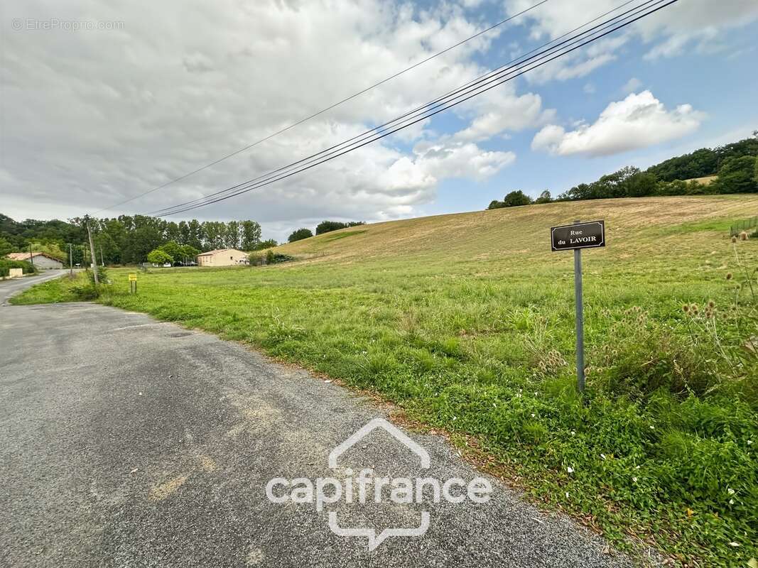 Terrain à vendre  saint caprais de lerm (47) - photo 8