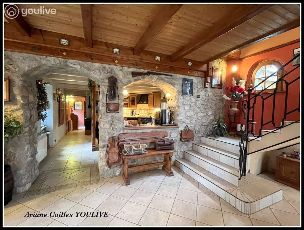 Maison à CORNIER