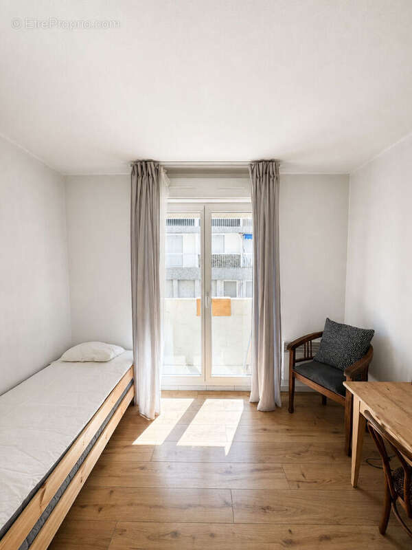 Appartement à MARSEILLE-5E