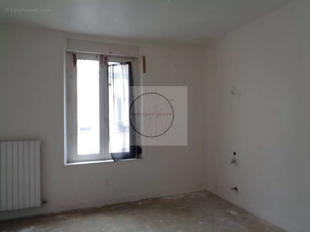 Appartement à LA FERTE-GAUCHER