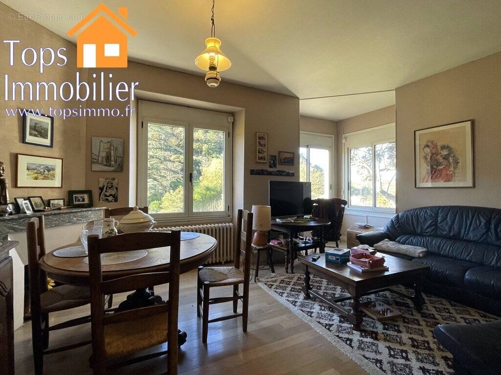 Appartement à VILLEFRANCHE-DE-ROUERGUE