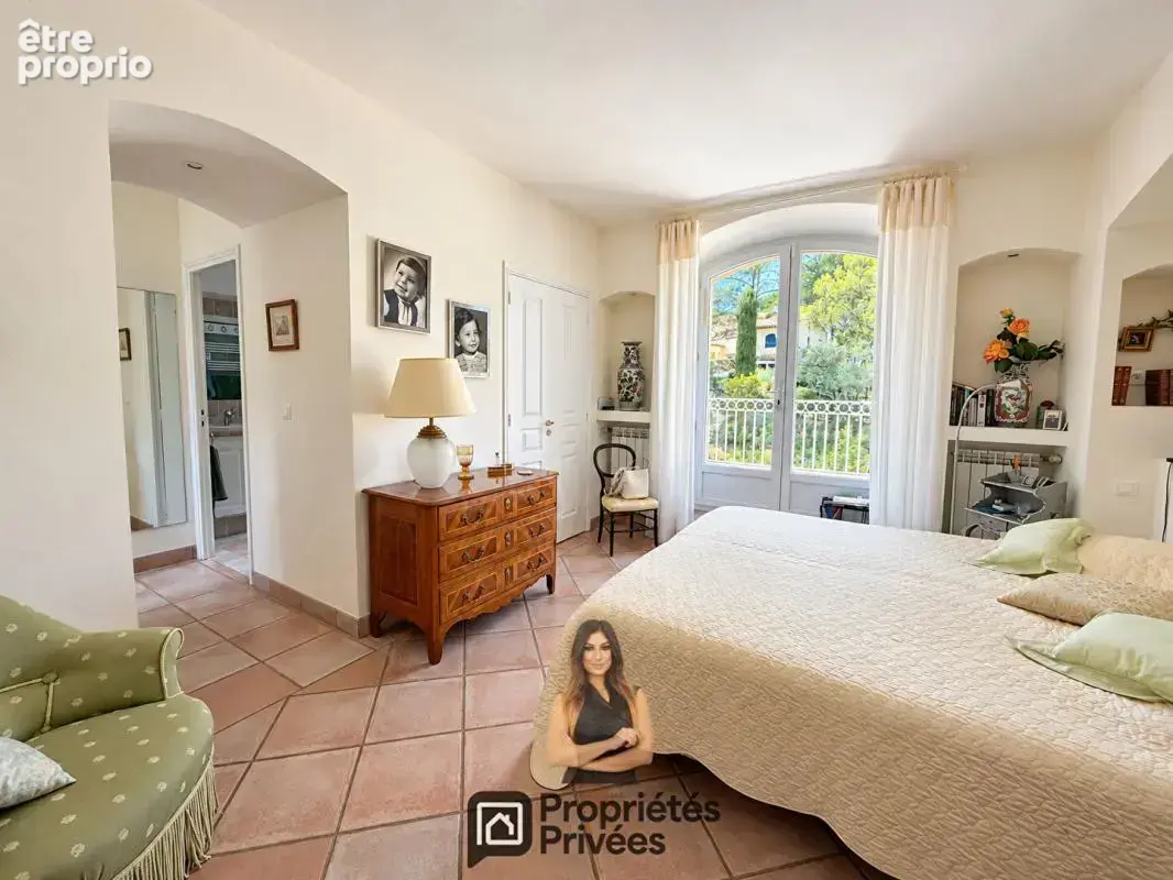 Villa plein Golf Saint Raphael 6 pièces 172 m2, jardin paysager et piscine - photo 11