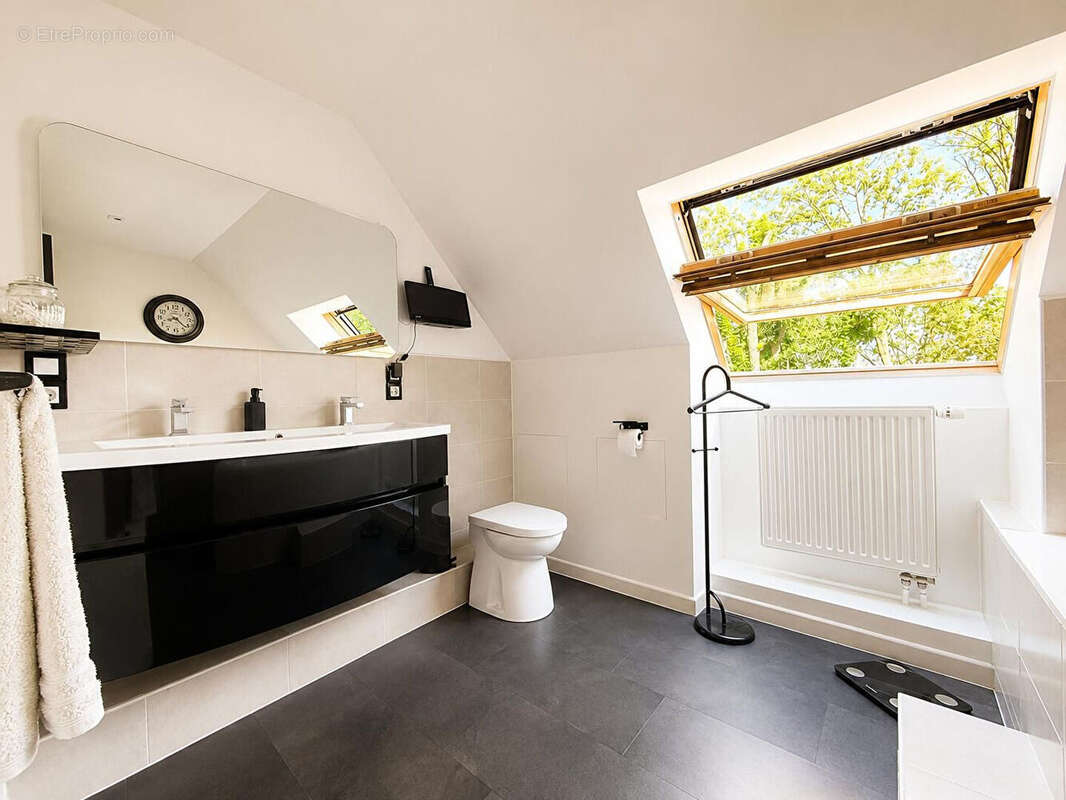 Maison Familiale de 164 m2 à Condé en plein coeur de la nature - photo 14
