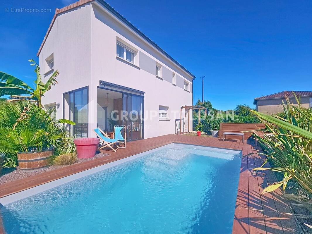 Maison à ESCALQUENS