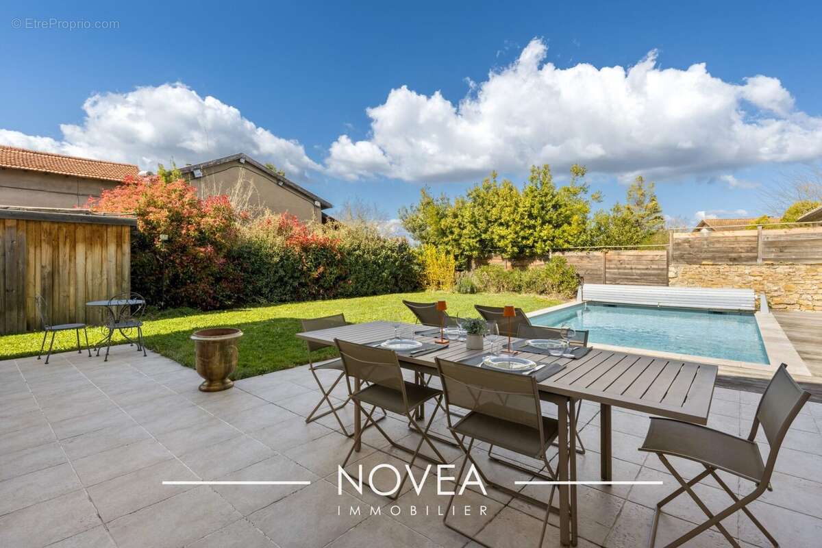 Maison à CURIS-AU-MONT-D'OR