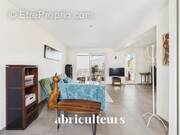 Appartement à PELISSANNE