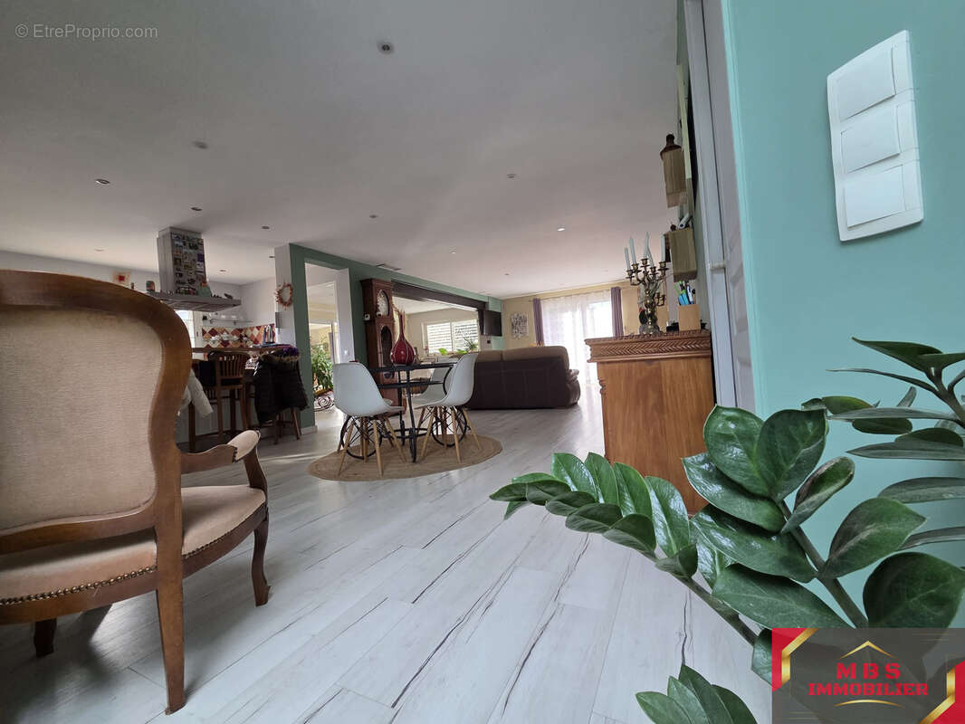 Cabestany- propriété d’exception avec seconde maison indépendante sur 100 m2 - photo 6