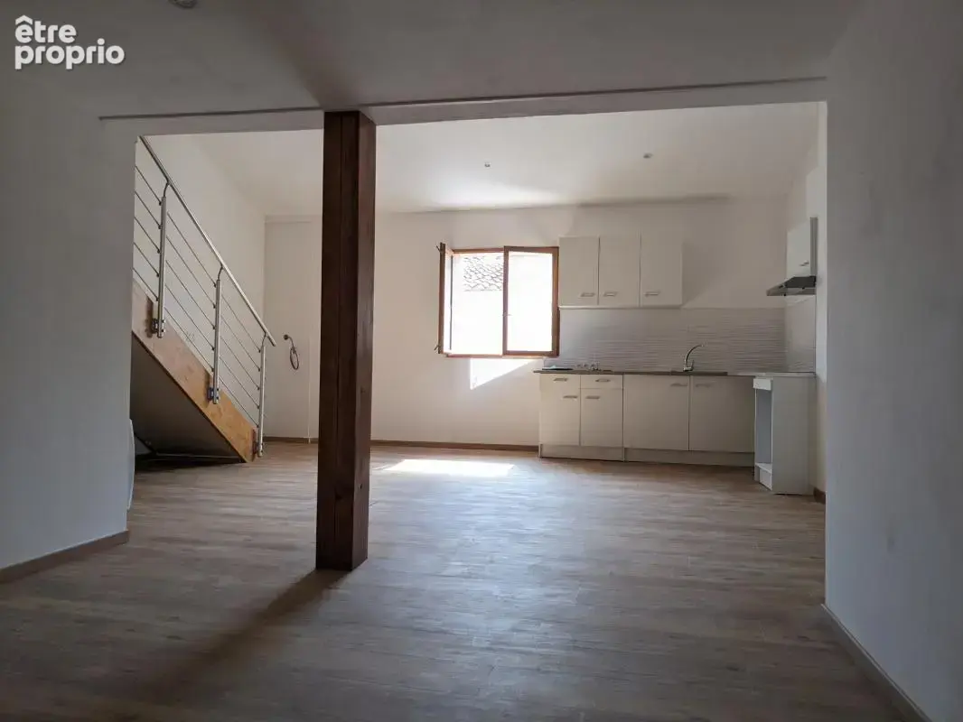 Immeuble rénové   2 logements + garage   Baixas - photo 2