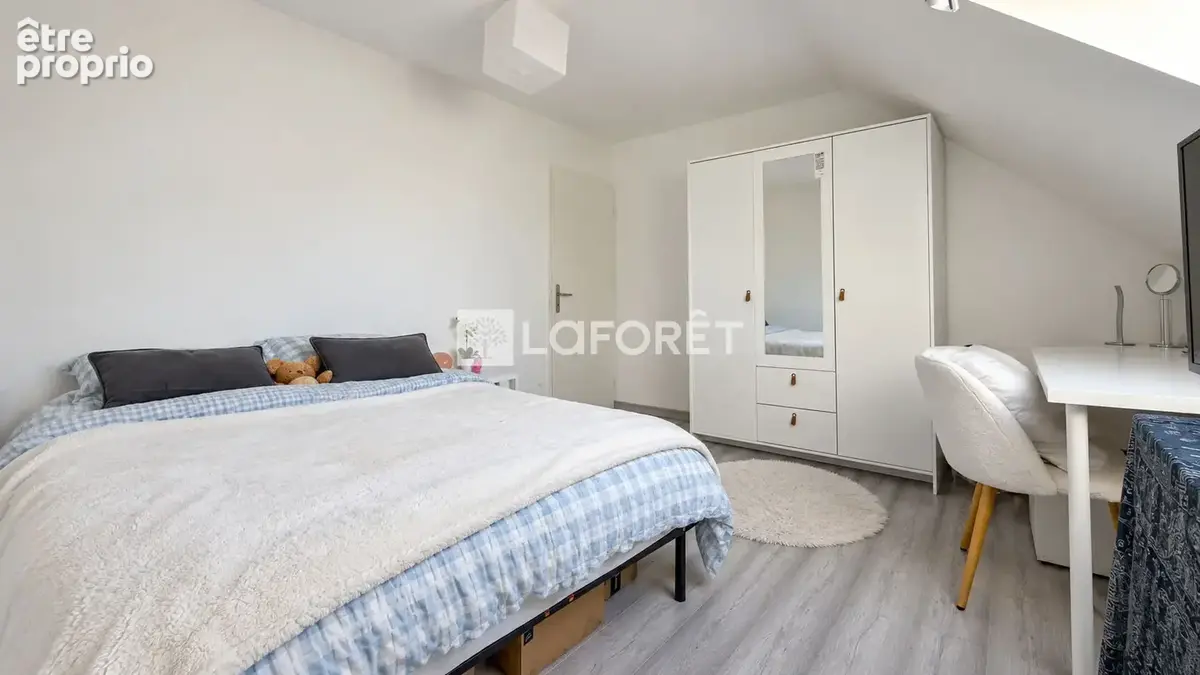 Exclusivité à Albertville : Charmante maison 4 pièces rénovée  en parfait état ! - photo 9