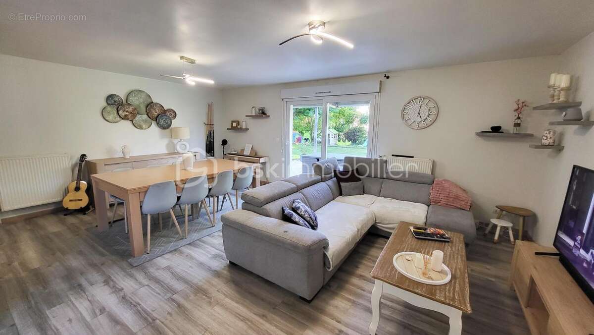 Maison à BOULT-SUR-SUIPPE