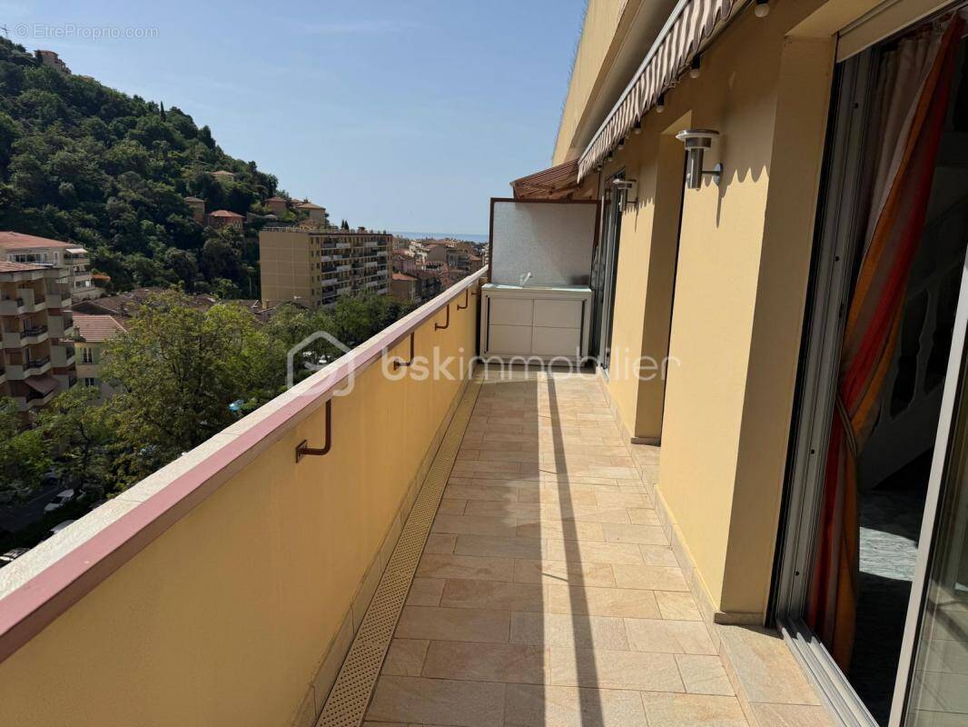 Appartement à MENTON