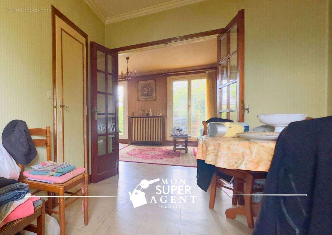 Maison à LE MEE-SUR-SEINE