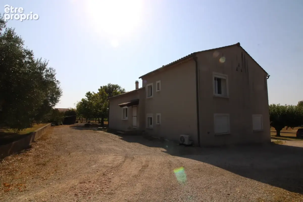 Villa 170 m2 Terrain  7000 m2 VUE DEGAGEE. - photo 22
