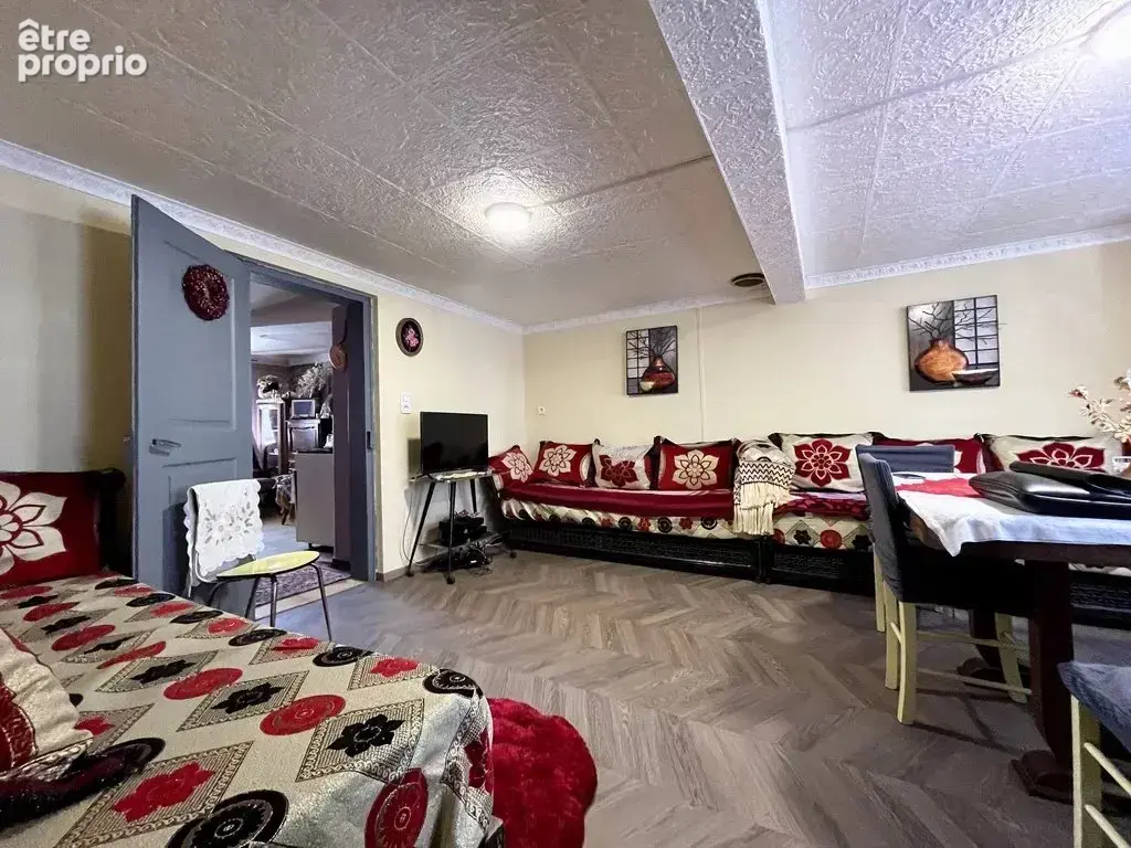 Maison semi-mitoyenne 4 pièces d'environ 100 m² avec dépendance et un petit extérieur. - photo 2