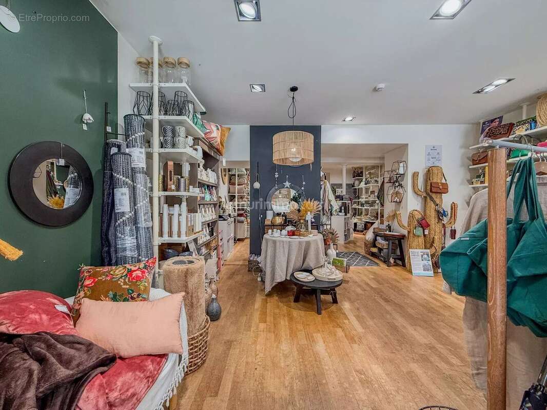 Commerce à DRAGUIGNAN