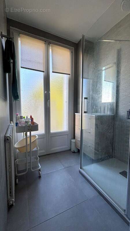 Appartement à MAISONS-ALFORT