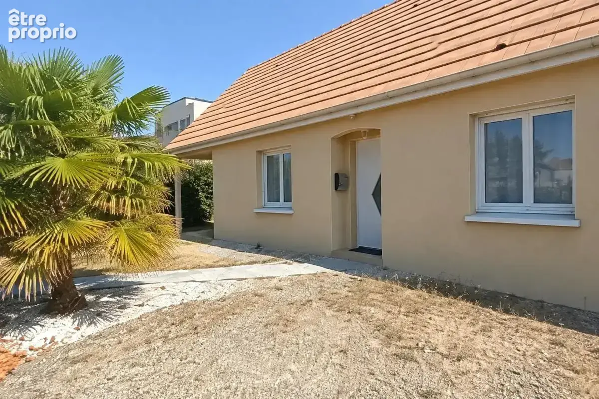 Maison familiale de 120 m² sur une parcelle de 800 m2 - photo 2