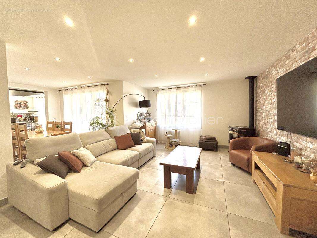 Maison familiale avec appartement indépendant – DPE C - photo 8