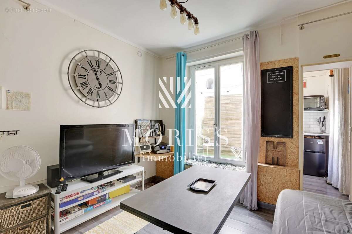 Appartement à PARIS-17E