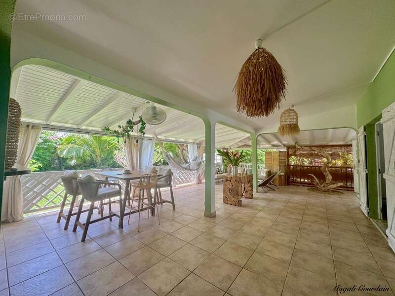 Maison à SAINT-FRANCOIS