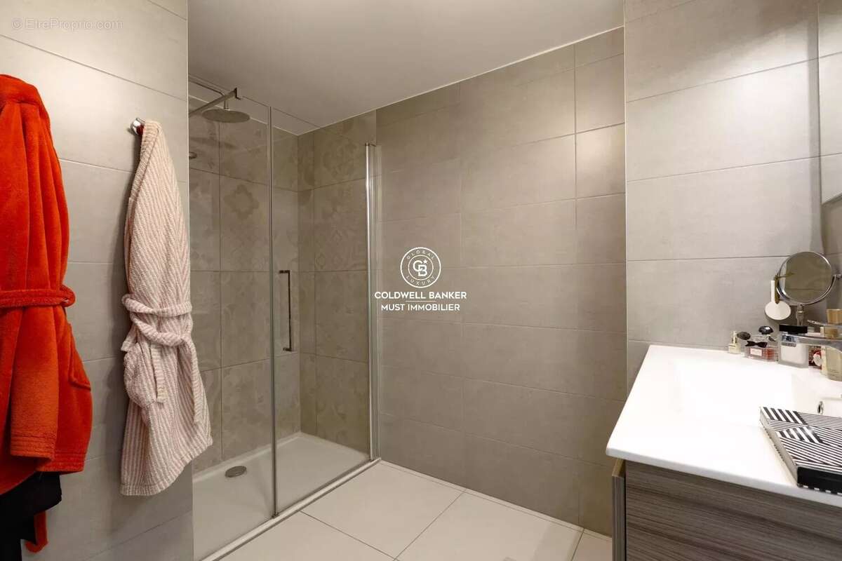 Appartement à VILLENEUVE-DE-LA-RAHO