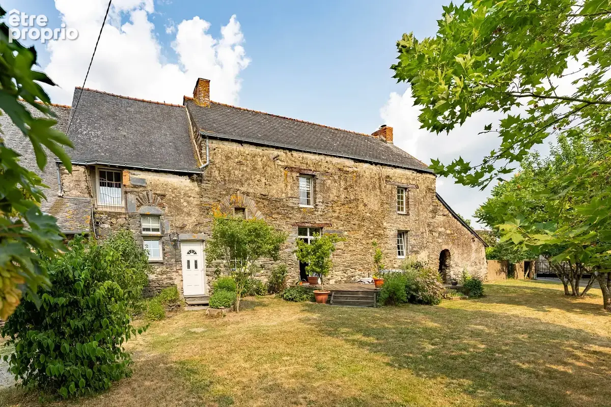 Maison à CONQUEREUIL